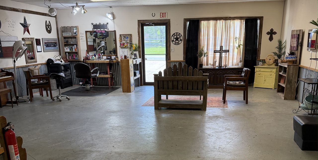 Wide view of the Texas Hair Shoppe interior